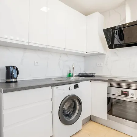 Apartament A Pasos De La Playa 2 Dorm. En La Carihuela *