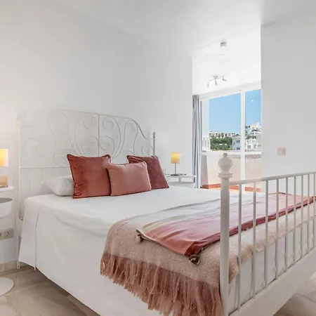 Apartament A Pasos De La Playa 2 Dorm. En La Carihuela Torremolinos